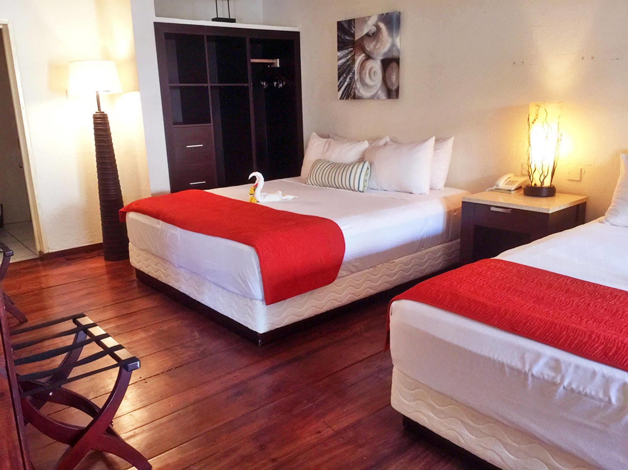 The Village Inn And Spa Rodney Bay Exteriör bild